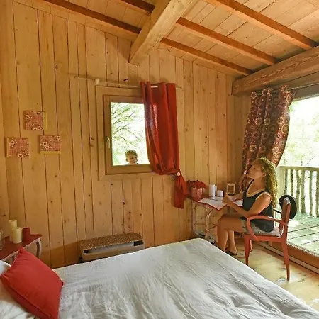 Les Cabanes De La Guinguette Летний дом *
